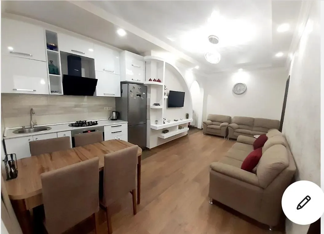 Bn Apartmen'T Apartment Batumi